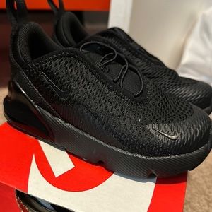 BRAND NEW!!!!!!KIDS' TODDLER NIKE AIR MAX 270 CASUAL SHOES